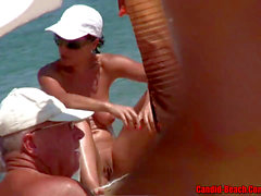 plage latina milf voyeur 