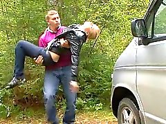 blowjob auto nackte mädchen öffentlichkeit 