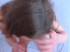 blowjob brünett hd pov kleine titten 