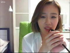 big- tuttar big - tuttar koreanska webcam -girl 