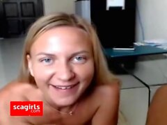 amatör blondin avsugning cumshot handjob 