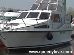queenylove - boat blowjob