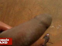 masturbation gros seins 