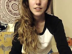 amateur brünett behaart masturbation solo 