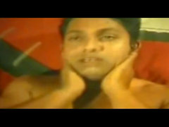 mallu big boob aunty prtenting to have sex