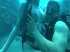 Underwater SEX