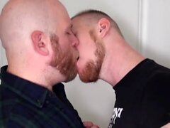 bareback gay bears gay grandes paus enormes homossexual boquetes homossexual 