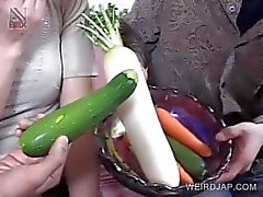Japanese pussy fucked with vegetables