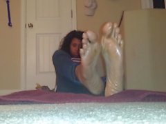 Hot Ebony Teen Oiled Feet Tease 1080p HD
