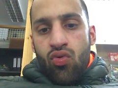 arab-big-dick at-work solo male homosexuell 